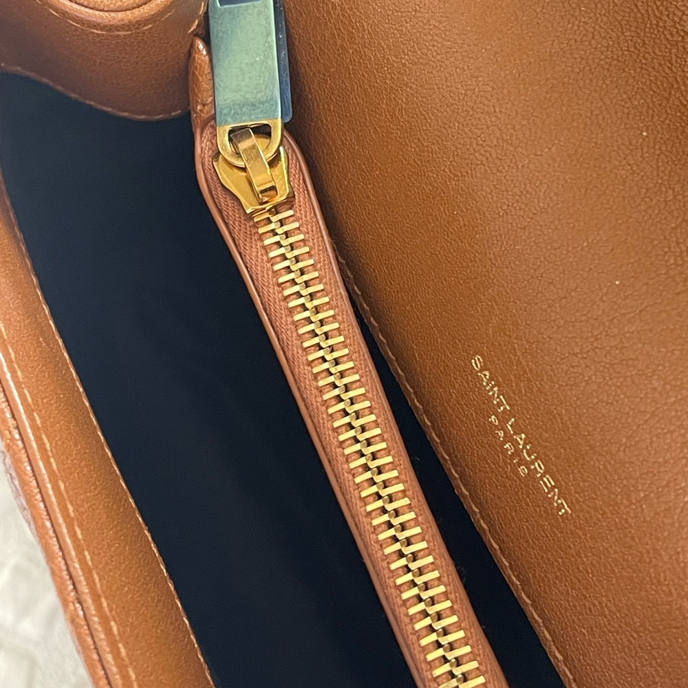 Yves Saint Laurent Medium College in Brick - Picture 13 of 15